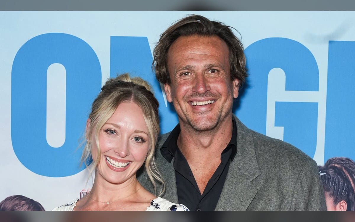 Jason Segel Is Married to Kayla Radomski!