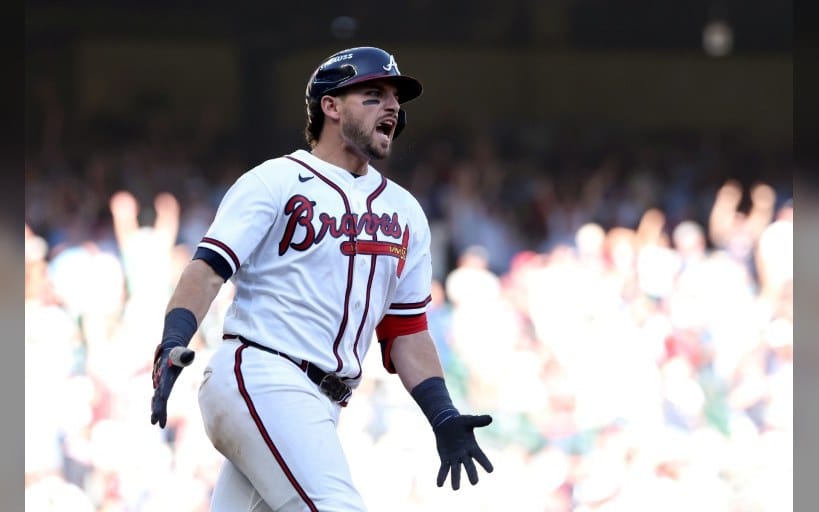 Riley's homer lifts Braves over Phillies in MLB playoffs