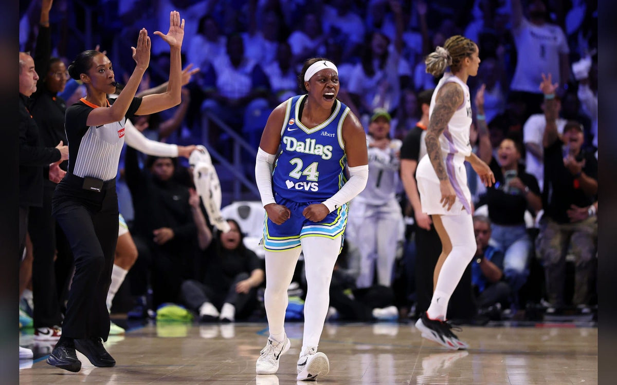 Milwaukee's Arike Ogunbowale scores WNBA playoff-record 45 points
