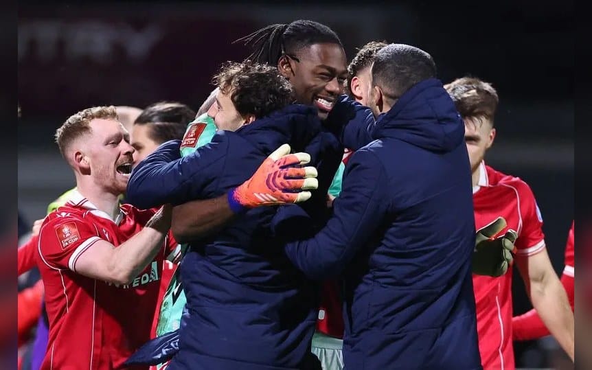 Wrexham bid farewell to back-to-back promotion hero following record-breaking signing