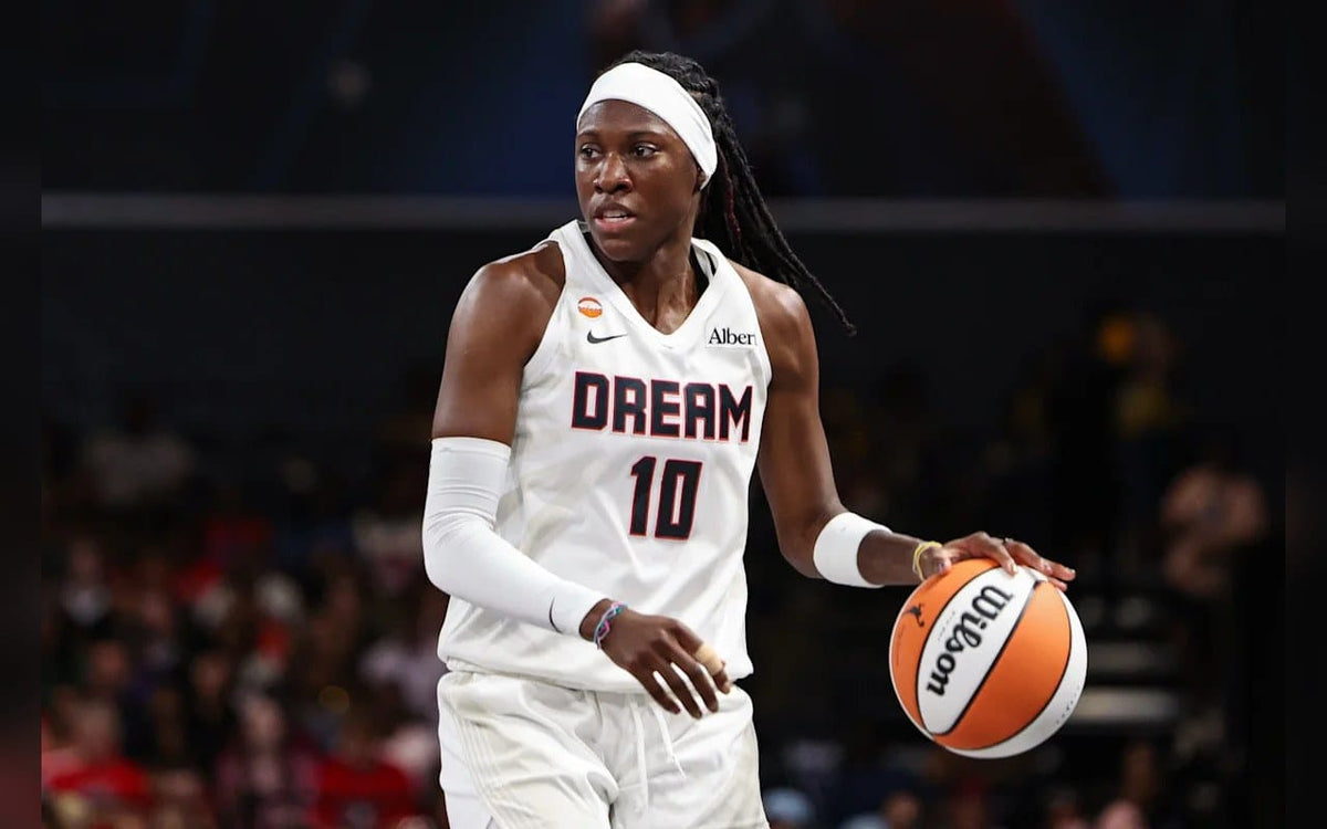 Rhyne Howard breaks Sabrina Ionescu's WNBA single-season 3-point record