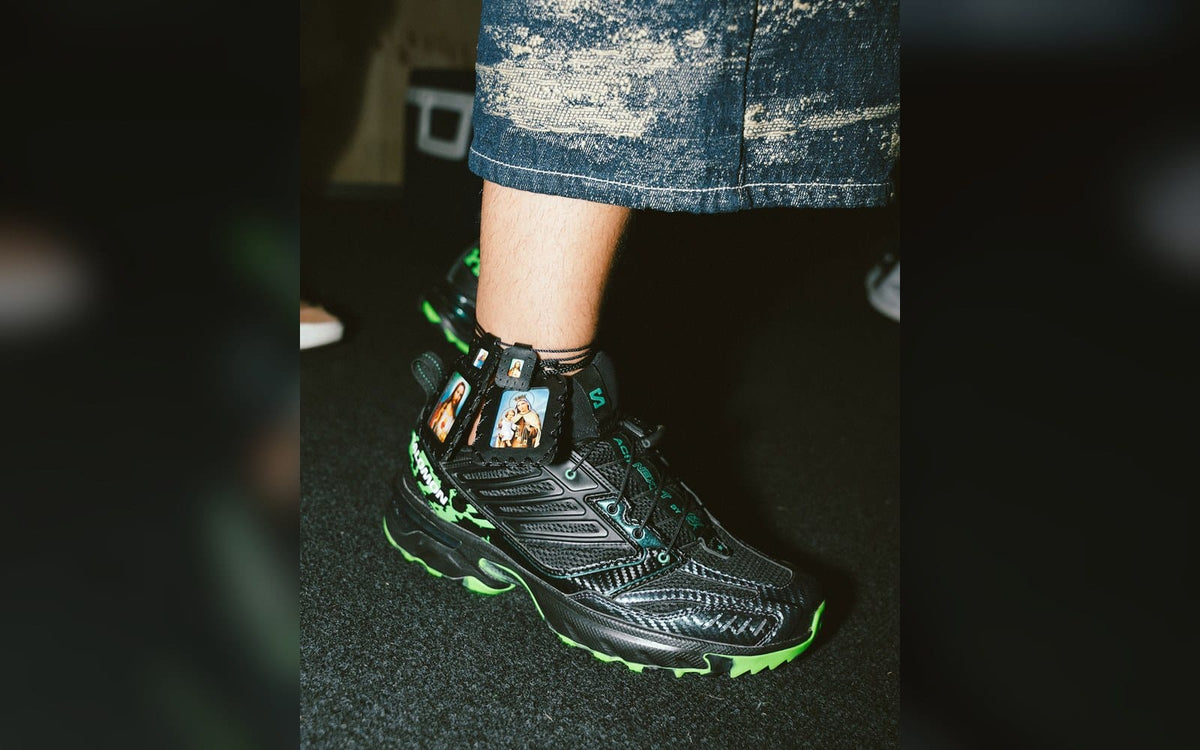 Feid Debuts Latest Salomon Collaboration On Stage In Medellín